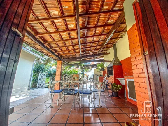 Imagem Casa à venda, 185 m² por R$ 810.000,00 - Araras - Teresópolis/RJ