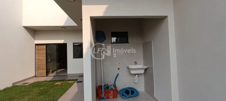 Imagem Imperdível! Casa à venda em Campo Grande-MS, Vila Palmira - 3 quartos, 1 suíte, 1 vaga, 105m²