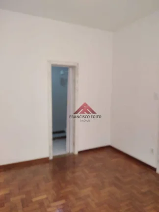 Imagem Apartamento com sala e quarto na primeira quadra da praia,proximo a todo comércio de icarai,como bancos,farmacias,super mercados,a quarenta metros da