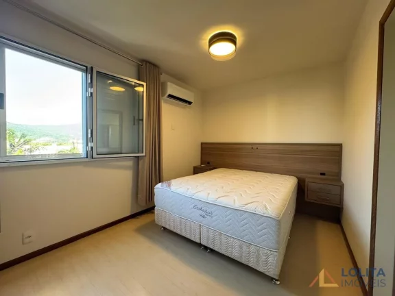 Imagem Apartamento à venda com 3 quartos e 2 vagas de garagem na Trindade, Florianópolis/SC
