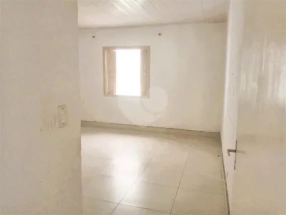 Imagem Casa à venda ou para alugar com 7 quartos, sendo 2 suítes, em Butantã, São Paulo - SP
