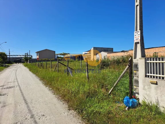 Imagem TERRENO EM ÓTIMA LOCALIZAÇÃO NA PRAIA DE LESTE A 900M DO MAR!!!