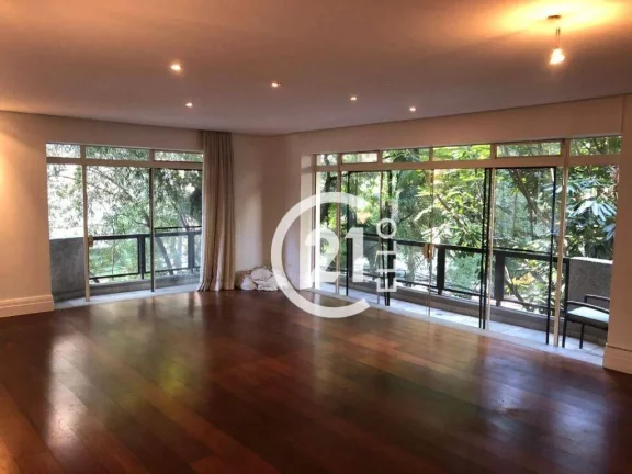 Apartamento com 245 m², 3 quartos sendo 3 suítes à venda no bairro Jardim América.