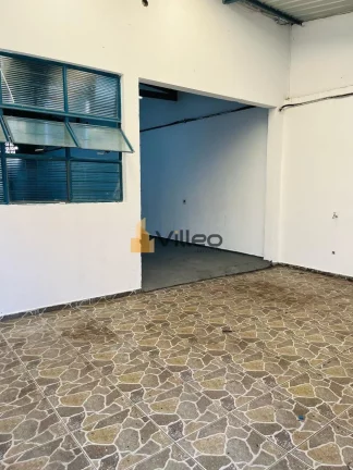 Imagem Apresentamos uma oportunidade rara e estratégica para aquisição ou locação de um galpão versá...