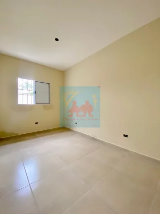 Imagem Oportunidade Única! Imóvel Lado Praia em Itanhaém com 2 Quartos, Sendo uma Suíte e Espaço para Construir uma Piscina