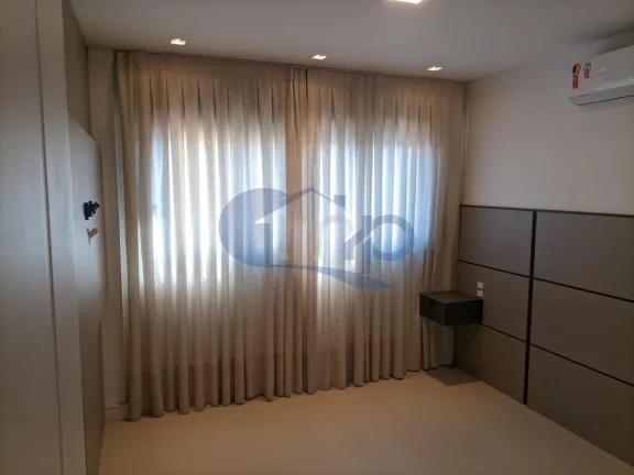 Imagem Apartamento á venda com 1 dormitório no centro de Torres/RS