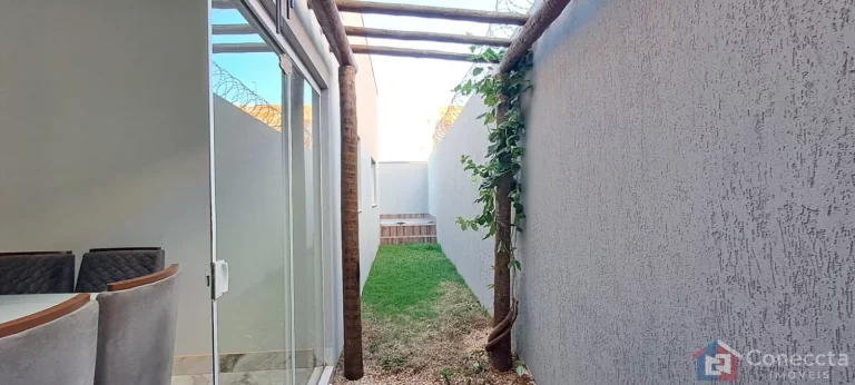 Imagem Casa à Venda no Jardim Panorâmico em Patos de Minas – 3 Quartos, Suíte e 2 Garagens