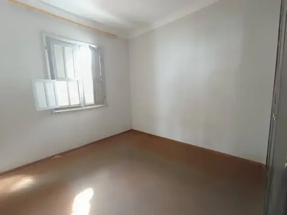 Imagem Casa com Excelente Localização no Centro de Barbacena. Ideal para Clínicas ou Residencial
