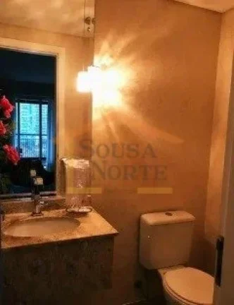 Imagem Apartamento alto padrão com 170m², 4 dormitórios, sendo 3 suítes. A suíte master conta com clos...