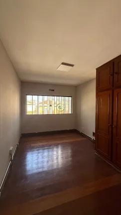 Imagem EXCELENTE IMÓVEL COMERCIAL DISPONIVEL PARA LOCAÇÃO EM ÁREA NOBRE DE FRANCA PRÓXIMO A AVENIDA ANTONIO BARBOZA FILHO NO BAIRRO REGINA HELENA