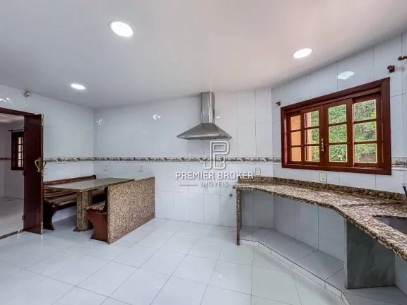 Imagem Casa à venda, 469 m² por R$ 2.099.000,00 - Albuquerque - Teresópolis/RJ