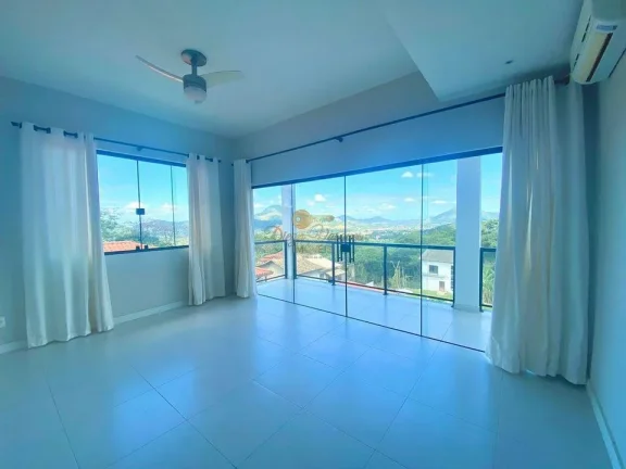 Imagem Casa em Condomínio para Venda em Guapimirim / RJ no bairro Caneca Fina
