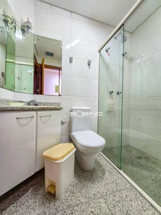 Imagem Belíssimo Apartamento Pé na Areia Fontal para Locação, com 4 suítes, com 186,79m² de área útil 2 vagas