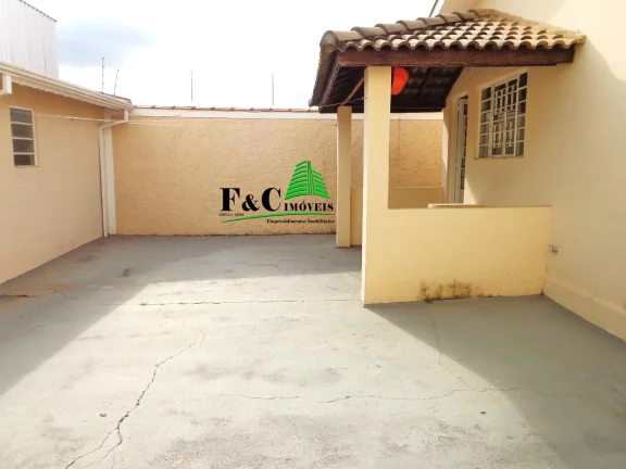 Imagem Casa para Venda em Limeira, Jardim São Luiz, 2 dormitórios, 1 suíte, 2 banheiros, 6 vagas