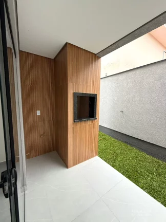 Imagem Casa Geminada nos Ingleses com 3 dormitórios, sendo 1 suíte