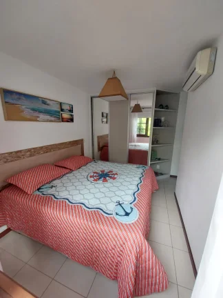 Imagem Apartamento garden com 2 dormitórios, poucos metros da vila de Praia do Forte