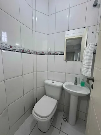 Imagem Sobrado com 4 dormitórios amplos sendo 1 suíte e 4 vagas - Bom Retiro, Joinville/SC
