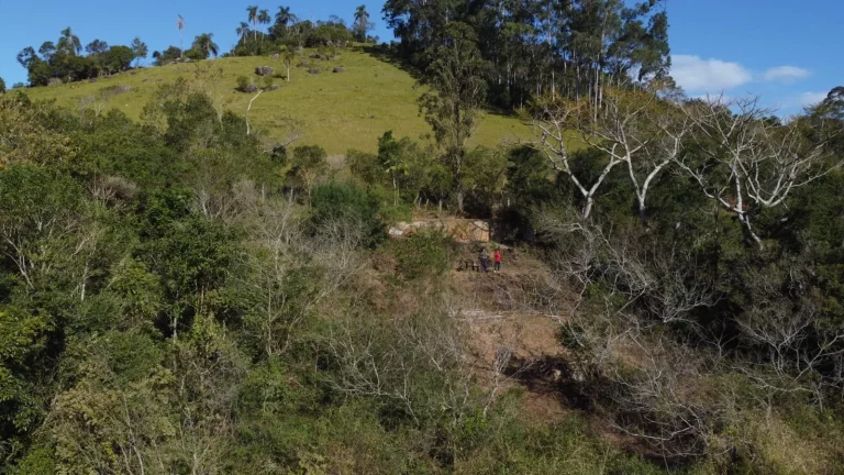 Imagem Terreno com Vista Privilegiada e Grande Potencial em Garopaba - Encantada / Serraria