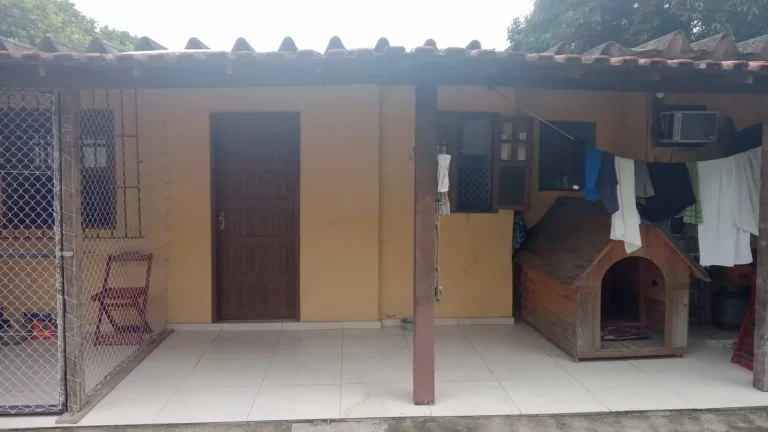 Imagem Boa casa com excelente terreno em ITAIPU 360M² na Totalidade.