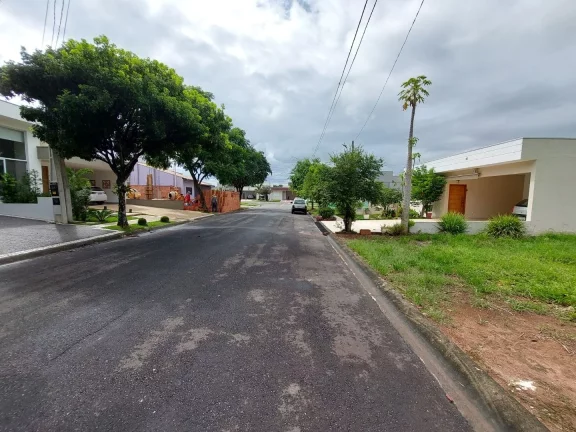 Imagem TERRENO PLANO - LOCALIZAÇÃO PRIVILEGIADA - CONDOMÍNIO CAMPOS DO CONDE 2 - PAULÍNIA