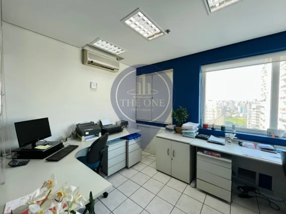 Imagem Conjunto Comercial à Venda na Vila Clementino, São Paulo-SP: 2 Banheiros, 1 Vaga e 42m² de Área!