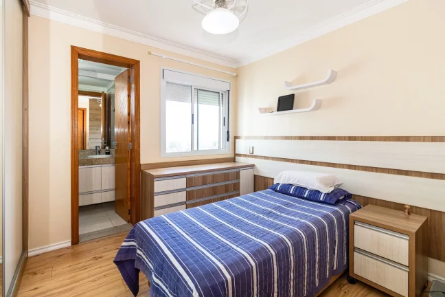 Imagem LINDO APARTAMENTO MOBILIADO 136,00 M ÁREA ÚTIL REFORNADO 3 SUÍTES VARANDA GOURMET ENVIDRAÇADA CINEMA SAUNA 2 VAGAS CONDOMÍNIO VÁRIOS ATRATIVOS
