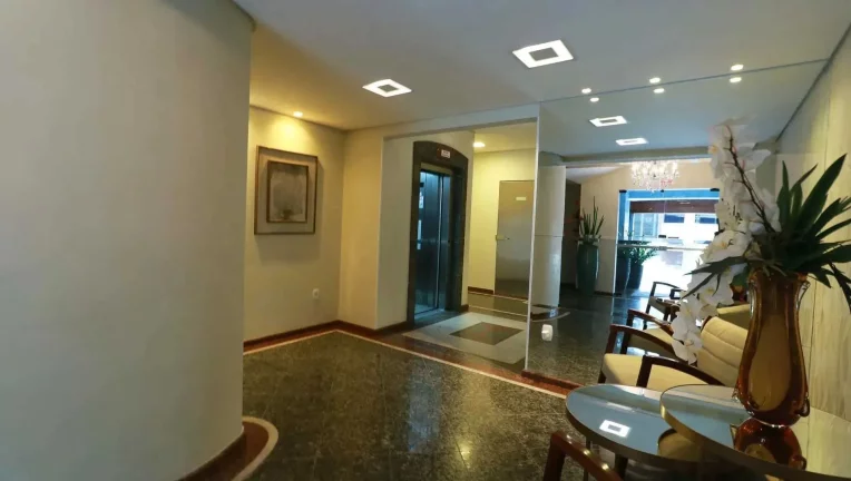 Imagem Apartamento com 3 suítes e 2 Vagas na Garagem em - Balneário Camboriú/SC