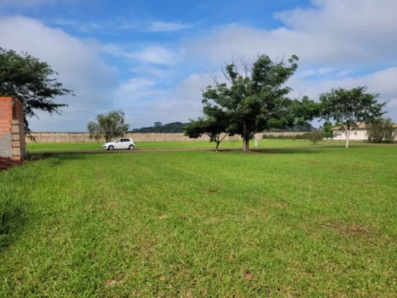 Imagem Excelente terreno a venda no condomínio Residencial Jatobá 2 em Cesario Lange/SP