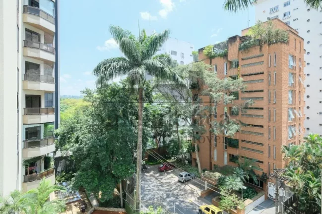 Imagem Maravilhoso apartamento duplex no Itaim Bibi com 394m².
