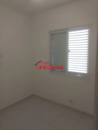 Imagem Sobreposta térrea semi nova 2 dormitórios 1 vaga Aparecida