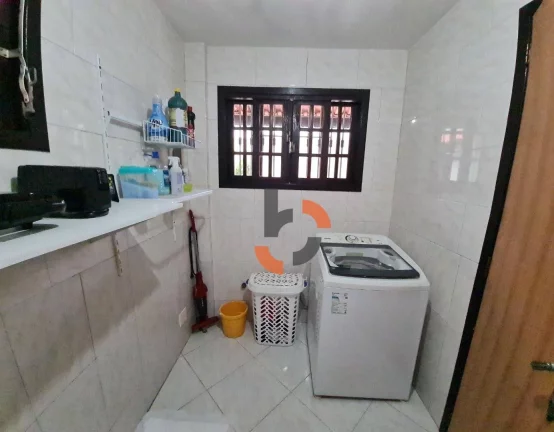 Imagem (Venda) Casa com 4 dormitórios - Caonze - Nova Iguaçu/RJ