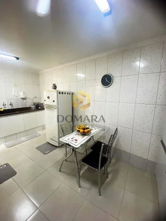 Imagem Casa 3 dormitórios, 111m², 2 vagas, em Vila Aurora