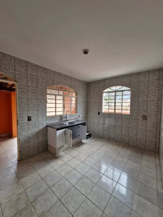 Imagem CASA COM EDÍCULA NO JARDIM MARAJOARA - PILAR DO SUL - SP