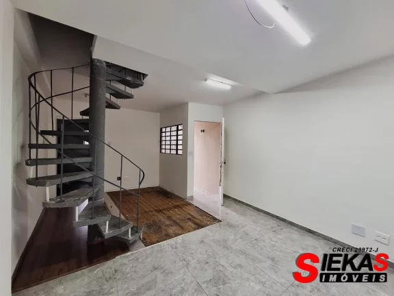 Imagem Casa para Locação na Vila Formosa, São Paulo-SP: 2 Quartos, 1 Sala, 2 Banheiros, 1 Vaga de Garagem e 120m² de Área