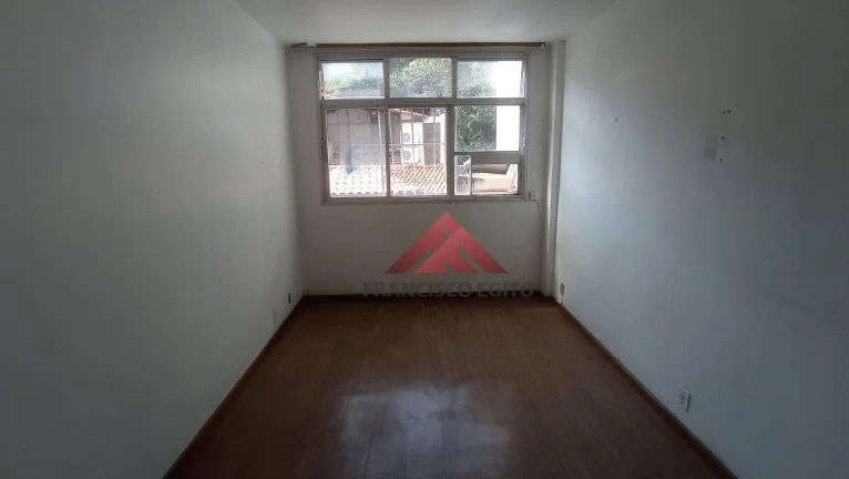 Imagem Apartamento com 2 dormitórios à venda, 66 m² por R$ 340.000,00 - Santa Rosa - Niterói/RJ