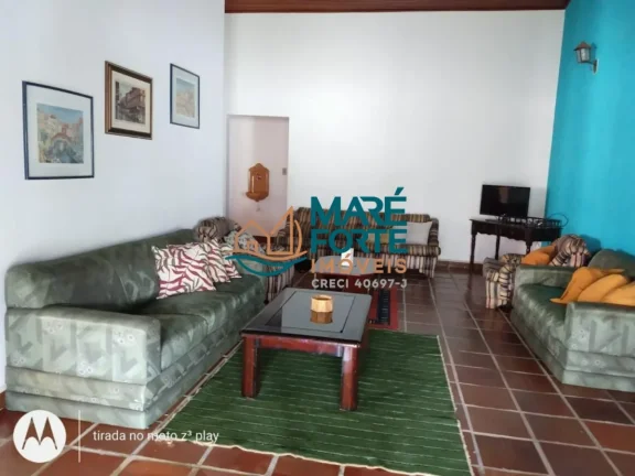 Imagem Casa ampla e arejada próximo a praia