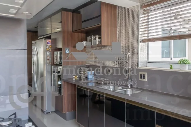 Imagem Apartamento na Vila Romana com 1 suíte grande e 2 vagas, 92m²