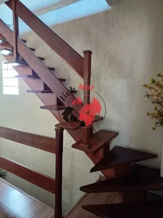 Imagem Sobrado Amplo e Versátil à Venda no Jordanópolis – Conforto, Espaço e Localização Privilegiada!