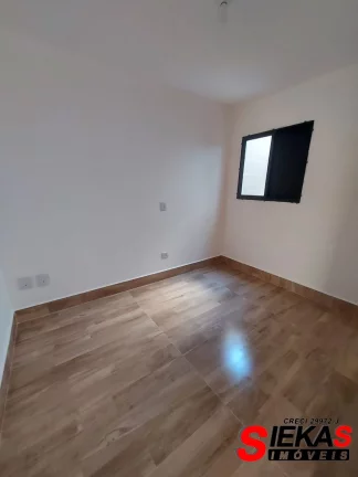 Imagem Imperdível! Casa à venda em São Paulo-SP, Vila São Geraldo: 3 quartos, 1 suíte, 2 salas, 3 banheiros, 2 vagas de garagem, 130m².