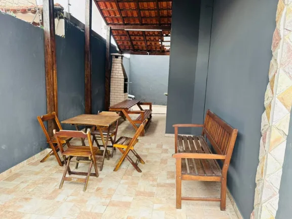 Imagem Casa para Venda em Itanhaém, Cibratel II, 2 dormitórios, 2 banheiros, 1 vaga