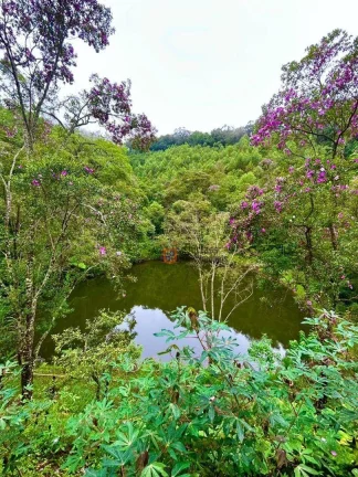 Imagem Chácara com 3 dormitórios à venda, 2000 m² por R$ 650.000 - Zona Rural - Nazaré Paulista/SP