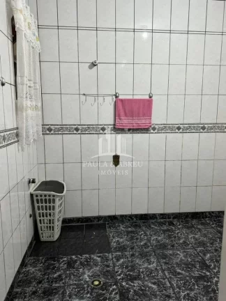 Imagem Sobrado 95m² com 180m² Construído 3 Dormitórios 1 Suíte, 2 Vagas, 3 Banheiros, 2 Sacadas no Vila Vitória, Santo André