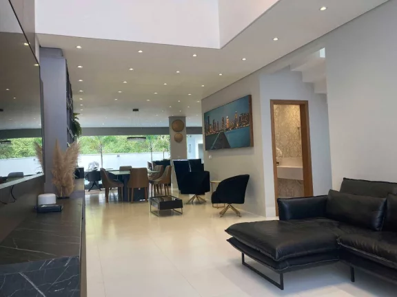 Imagem Linda Casa à Venda na Riviera - Módulo 24 em Rua Sem Saída