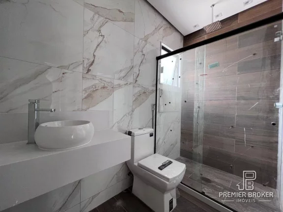 Imagem Casa com 3 dormitórios à venda, 178 m² por R$ 1.300.000,00 - Albuquerque - Teresópolis/RJ