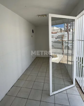 Imagem Ponto comercial 04 salas, 03 banheiros, 180m aproximados  Orla