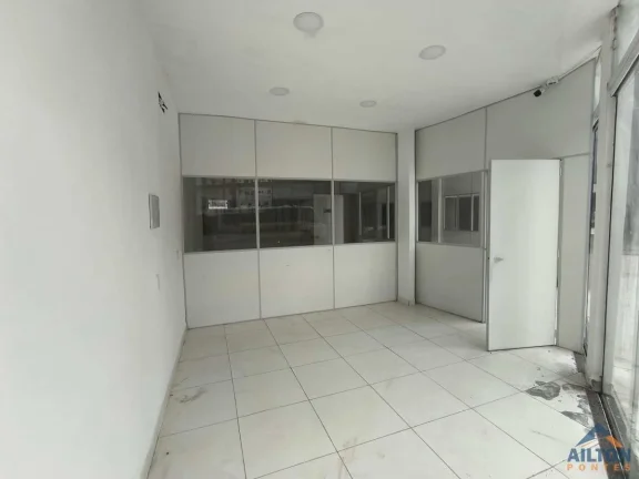 Imagem Loja Comercial com 140m2 Disponível para Locação em Muquiçaba - Guarapari/ES
