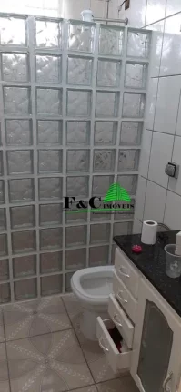 Imagem Casa para Locação em Limeira, Parque Residencial Abílio Pedro, 1 dormitório, 1 banheiro