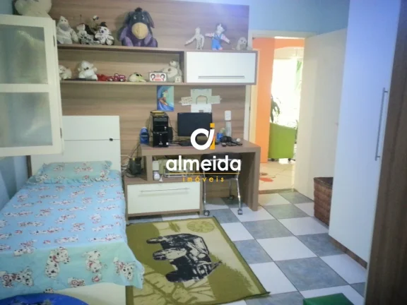 Imagem Casa 4 dormitórios à venda Camobi Santa Maria/RS