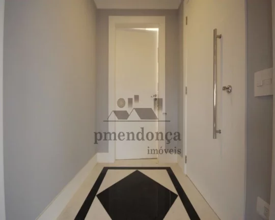 Imagem Cobertura Duplex, reformada em fino acabamento, ar condicionado nas suítes e armários embutidos. 1...