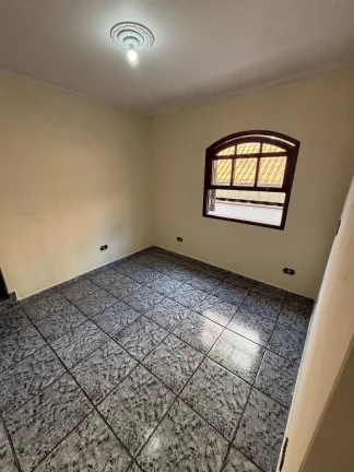 Imagem Sobrado com 2 suítes com garagem - Próximo Praça Sampaio Vidal